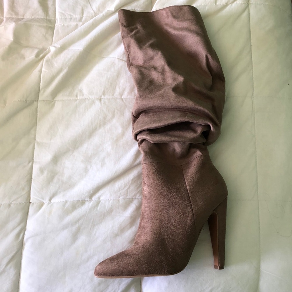 Suede brown/tan, tall boots